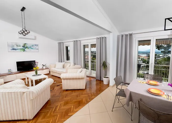 Olive - Panoramic Sea View